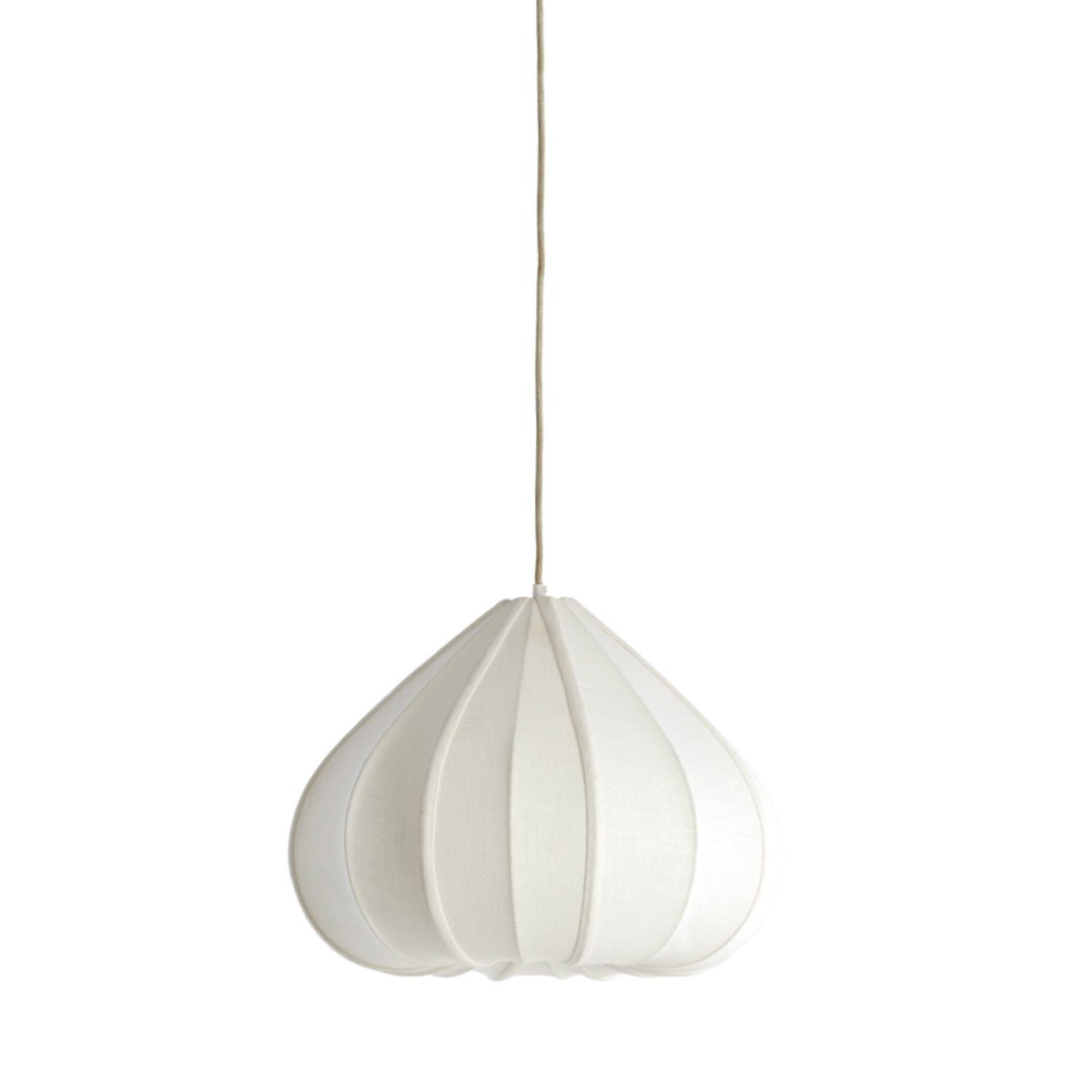 Zubeda Ø50 Crèmewit hanglamp Van Light & Living - Zubeda heeft een zachte en elegante vorm, bekleed met cr&egrave;mekleurige stof die zorgt voor een warme en aangename lichtverspreiding.