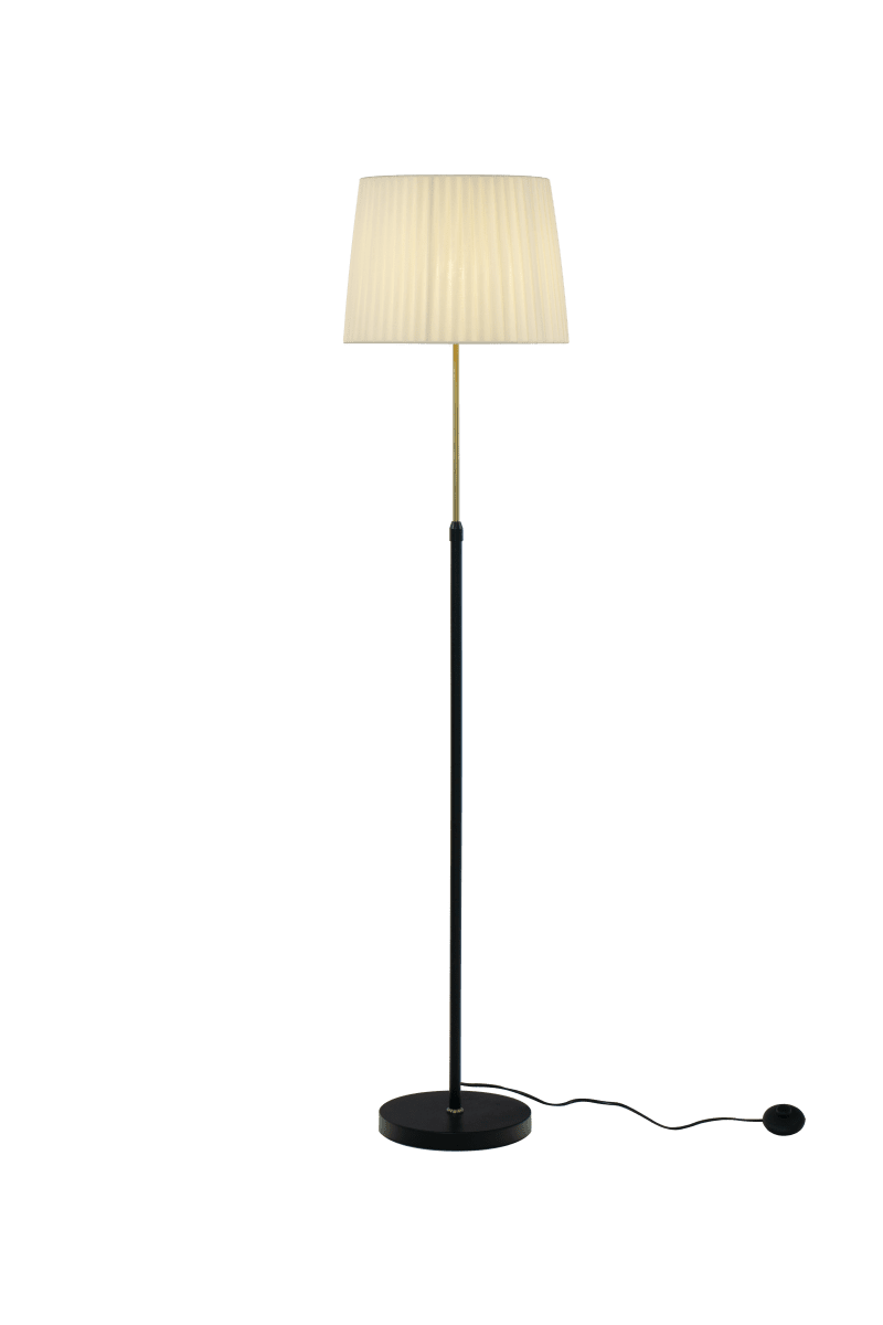 Ezai Zwart/messing vloerlamp Van Aneta Lighting - Ezai is een elegante staande lamp met een praktische, verstelbare hoogte van 125-165 cm.
