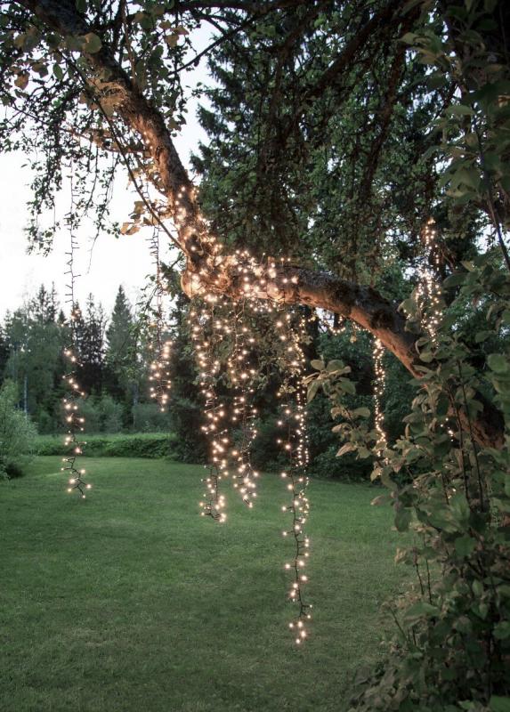 Lichtsnoer Crispy Ice White 16m Zwart Van Star Trading - Lichtsnoer met 800 LED-lampjes met prachtig, iets koeler licht.