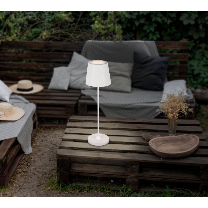 Cabozo 37cm Wit Draagbare Van Eglo - De lamp beschikt over een touchdimmer voor eenvoudige lichtregeling en heeft een IP44-classificatie voor bescherming tegen spatwater.