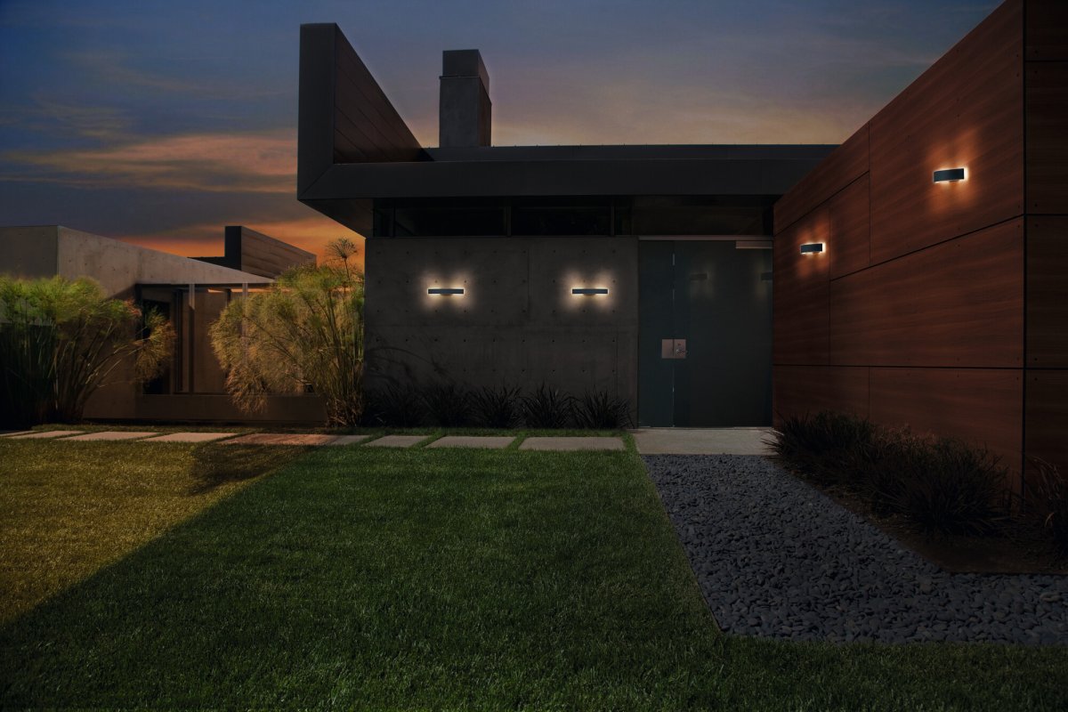 Bow Donkergrijs buitenlamp Van Ledvance - Bow&nbsp;&auml;r idealisk f&ouml;r att framh&auml;va din fasad eller uteplats och ger en unik och stilfull belysning f&ouml;r b&aring;de privata och offentliga milj&ouml;er.