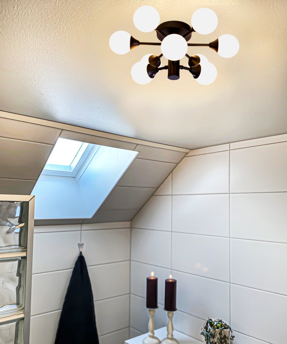 Cosmos Ø45 Zwart badkamerlamp Van Aneta Lighting - Cosmos is een unieke plafondlamp voor badkamers die een aangenaam licht geeft.
