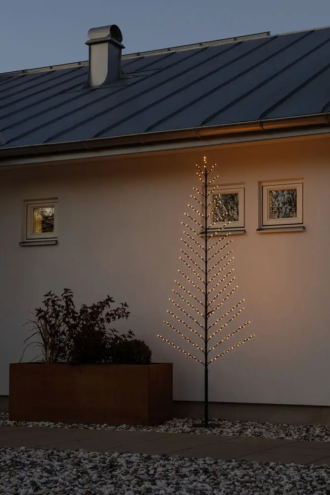 2D Zwart Hout 240cm Zwart Van Konstsmide - Modern en stijlvol &ndash; Deze 2D-draad in zwart metaal combineert minimalisme met wintermagie.