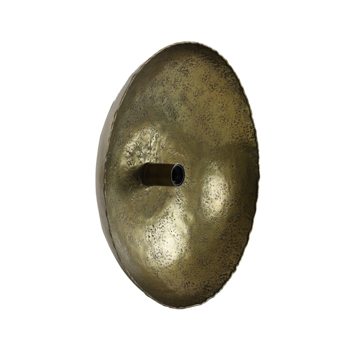 Neva Ø50 Bronzen wandlamp Van Light & Living - De elegante Neva wandlamp heeft een ronde, gehamerde metalen kap met een antiek bronzen afwerking die een industri&euml;le uitstraling cre&euml;ert.