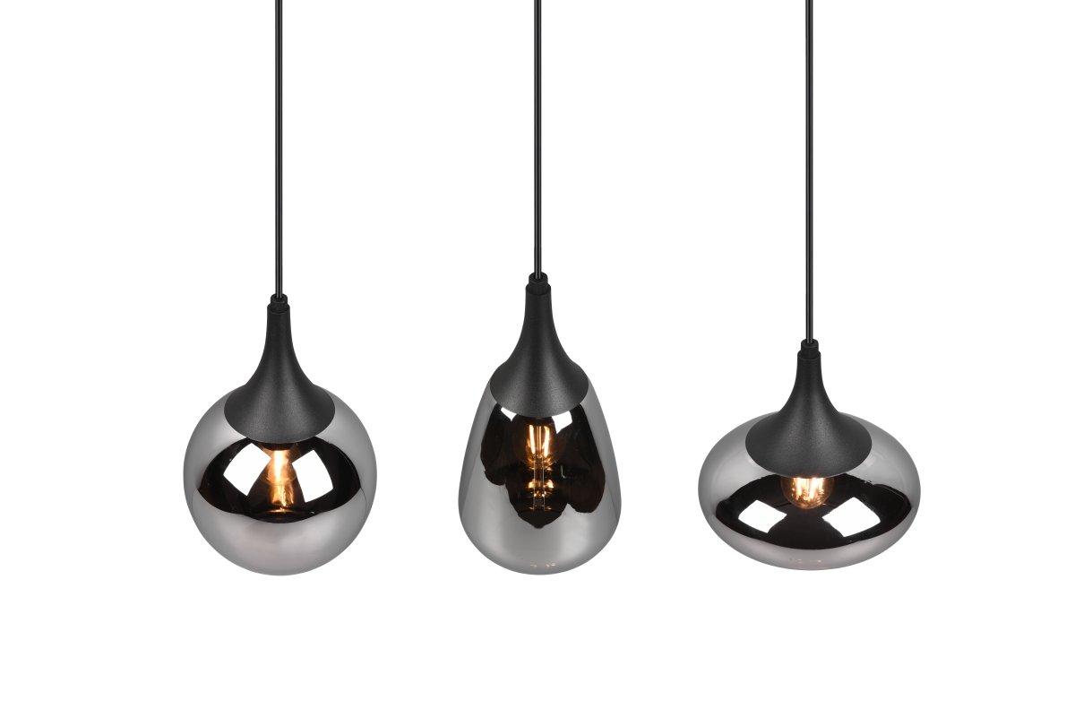 Lumina 68cm Zwart hanglamp Van Trio Lighting - De verschillende vormen van de drie lampenkappen en de combinatie van metaal en glas cre&euml;ren een prachtige en unieke lichtsfeer en geven uw eethoek een moderne toets.