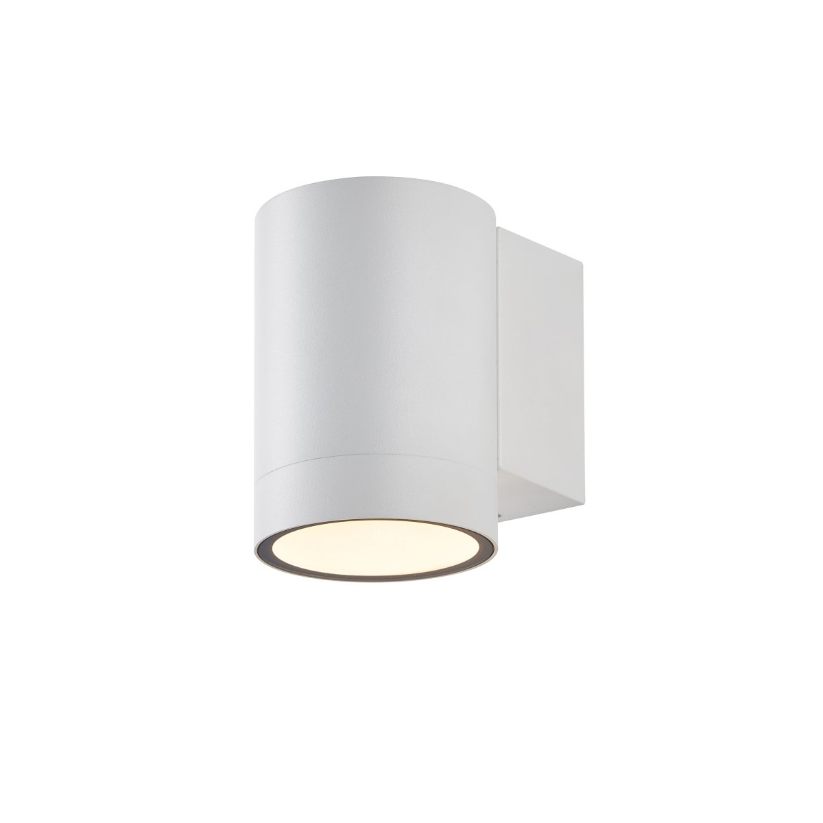 Oden Single Wit buitenlamp Van Lampan - Lampan lyser fint ner p&aring; v&auml;ggen och skapar en h&auml;rlig atmosf&auml;r.