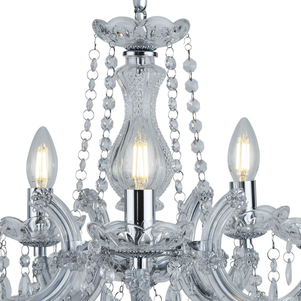 Marie Therese Ø48 Chroom hanglamp Van Searchlight - De spectaculaire en sprankelende Marie Therese kroonluchter met 5 lichtpunten en gepolijste chromen afwerking heeft een aristocratische stijl die een theatrale sfeer toevoegt aan grote ruimtes.