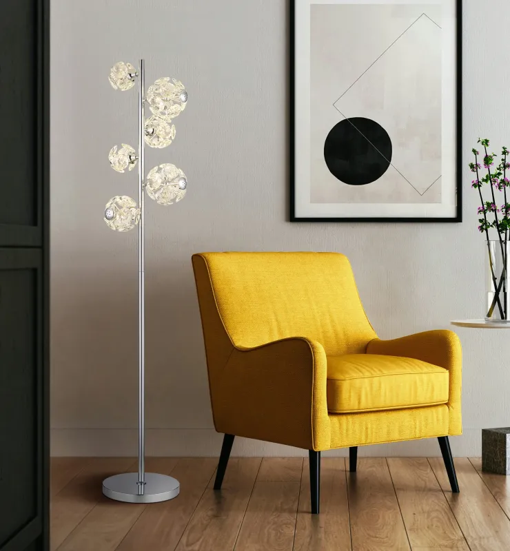 Virina Chroom vloerlamp Van Globo Lighting - Med en perfekt balans mellan modern design och funktionalitet blir Virina ett lyxigt blickf&aring;ng som f&ouml;rh&ouml;jer rummets karakt&auml;r och skapar unika ljusmoment.