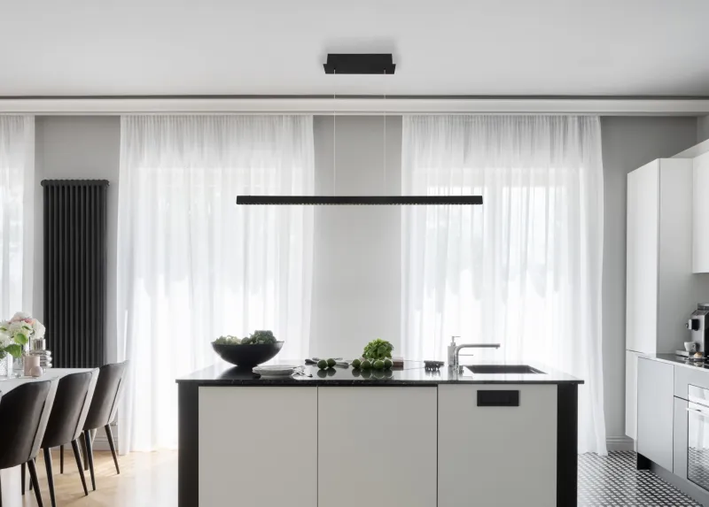 Dentsy 120cm Zwart hanglamp Van Globo Lighting - Med den smidiga touchknappen f&ouml;r av/p&aring; och den stegl&ouml;sa touchdimmern kan du enkelt justera ljusstyrkan efter &ouml;nskem&aring;l.