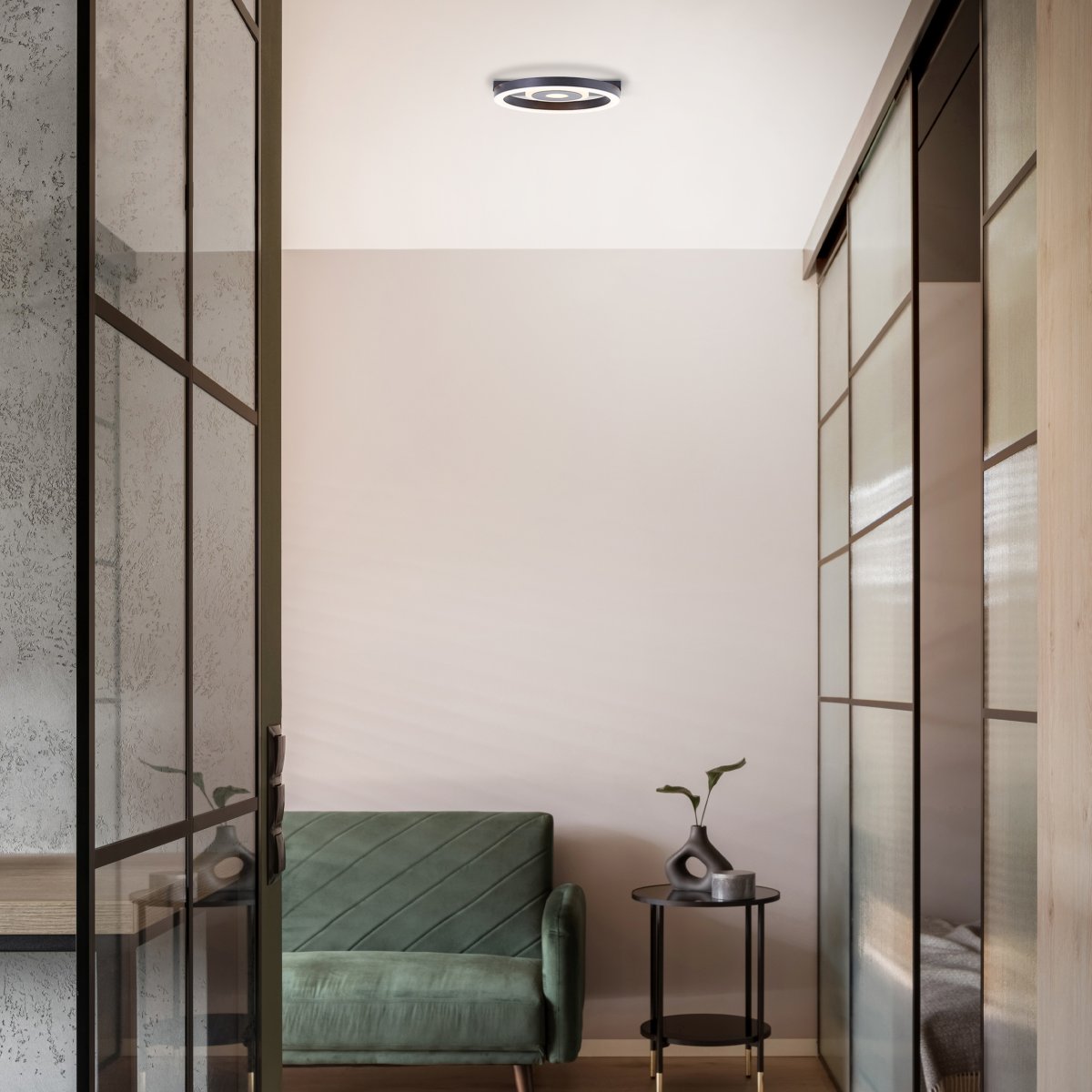 Maureen Ø20 Zwart plafondlamp Van Brilliant - De Maureen plafondlamp cre&euml;ert decoratieve verlichting en is perfect voor zowel woonkamers als kantoren.