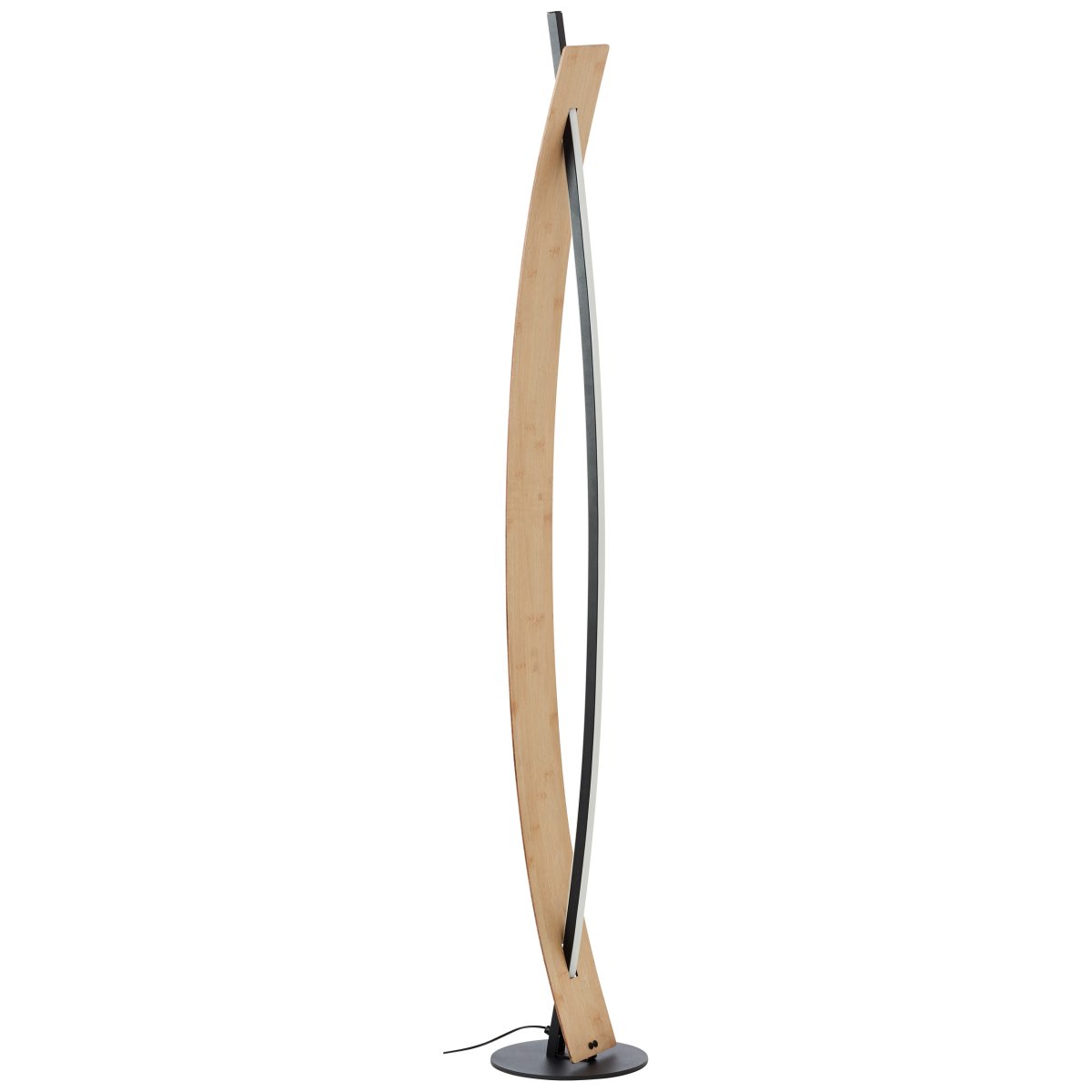 Visby Natuur vloerlamp Van Brilliant - De ge&iuml;ntegreerde LED-lamp van 18W geeft een warmwit licht (3000K) met 2000 lumen, wat een aangename sfeer in de kamer cre&euml;ert.