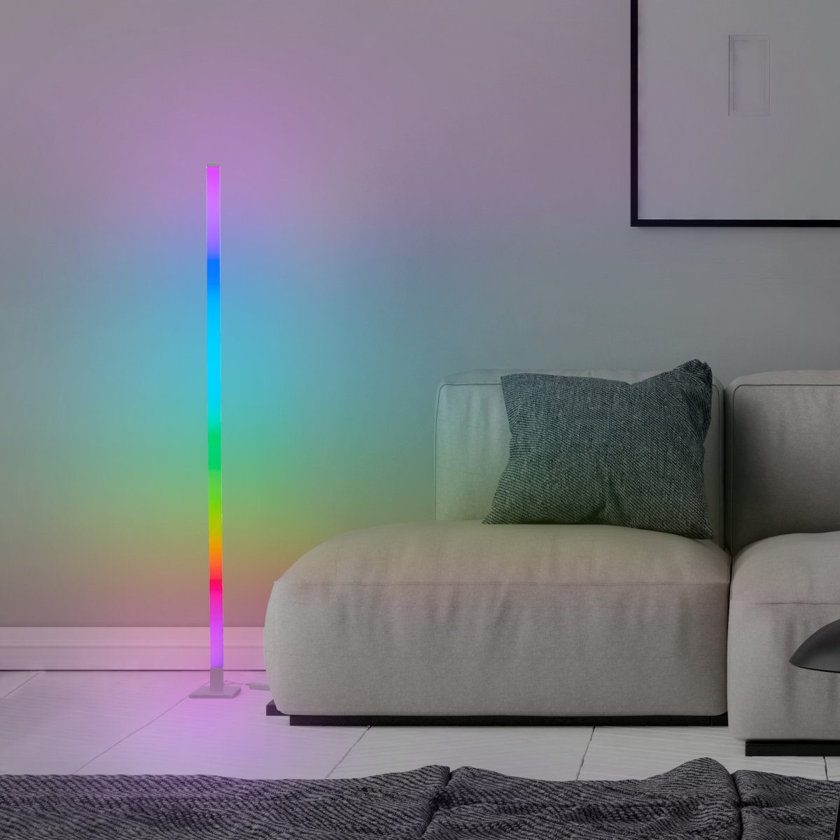 Neele Wit vloerlamp Van Brilliant - De lamp heeft een ingebouwde muzieksensor die ervoor zorgt dat het licht pulseert op het ritme van de muziek.