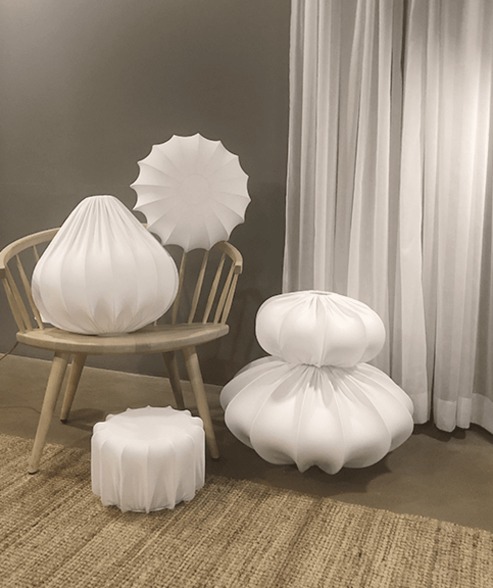 Dalia Lampenkap Excl. Ophangsysteem Ø40 Wit hanglamp Van PR Home - De diameter van het scherm is 40 cm en de hoogte 21 cm.