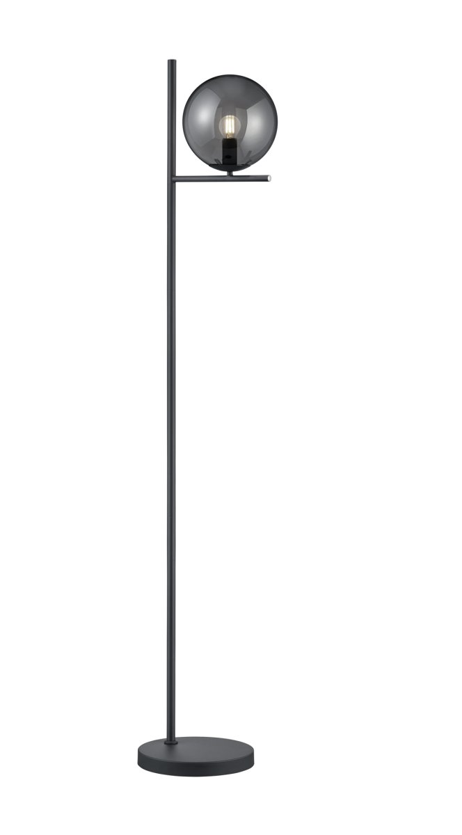 Pure Rookkleurig vloerlamp Van Trio Lighting - Of u nu een strakke, minimalistische interieurstijl heeft of juist van speels houdt: de PURE vloerlamp zorgt voor decoratieve accenten en voegt een vleugje elegantie toe aan elk interieur.