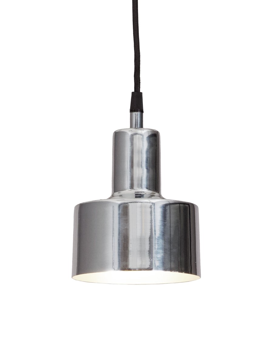 Solo Ø13 Chroom raamlamp Van PR Home - Solo is een slanke, metalen raamlamp met een minimalistisch design.