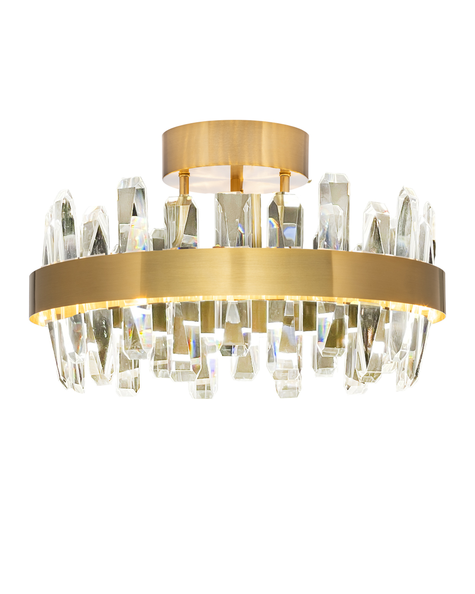 Triumph Ø50 Messing plafondlamp Van By Rydéns - Triumph is een plafondlamp die direct de aandacht trekt en de ruimte een exclusieve uitstraling geeft.