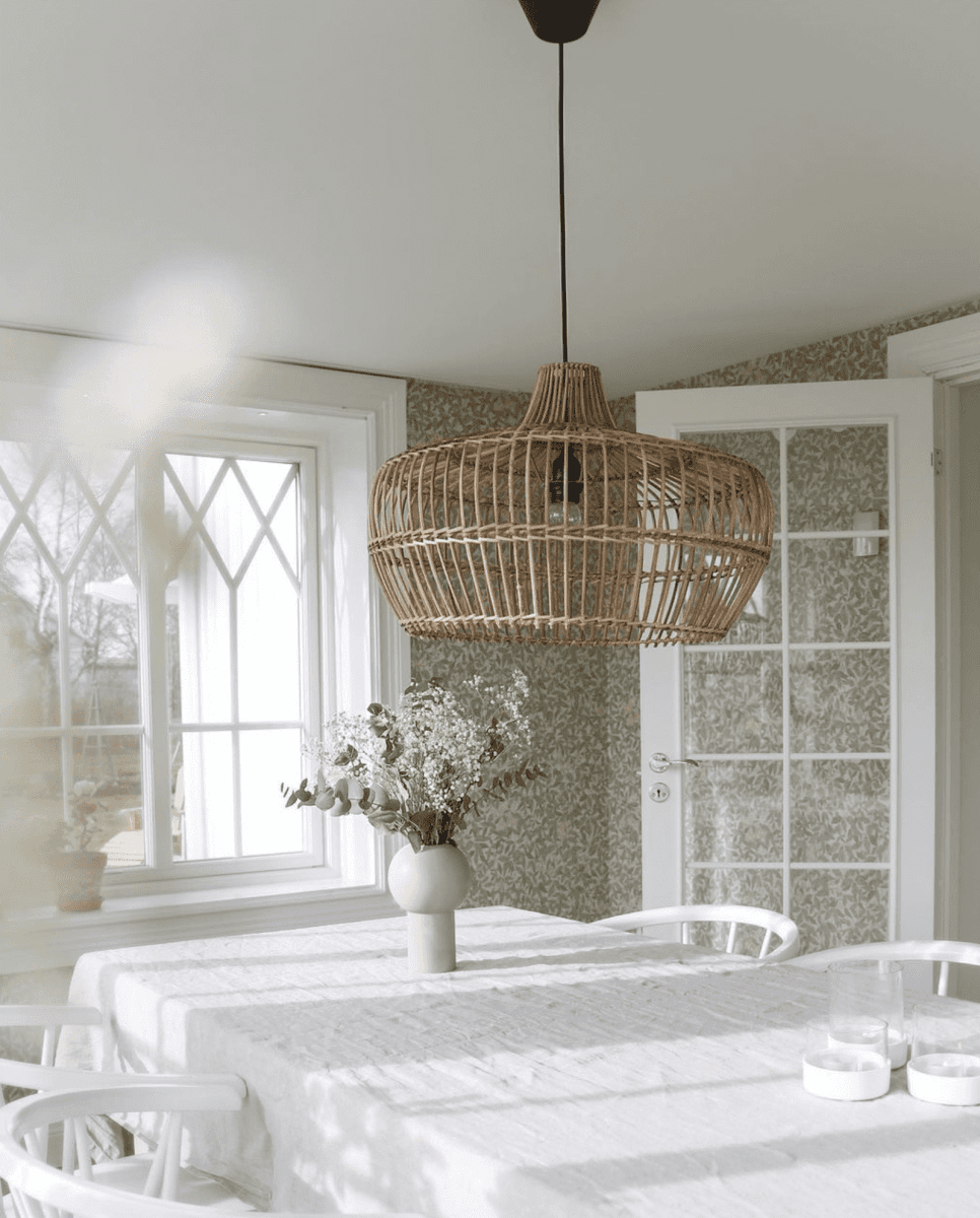 Kisha Lampenkap Ø50 Excl. Ophangsysteem Natuur hanglamp Van PR Home - Omdat het een natuurlijk materiaal is, gedijt het het beste onder een afdak, in een glazen ruimte of binnenshuis.
