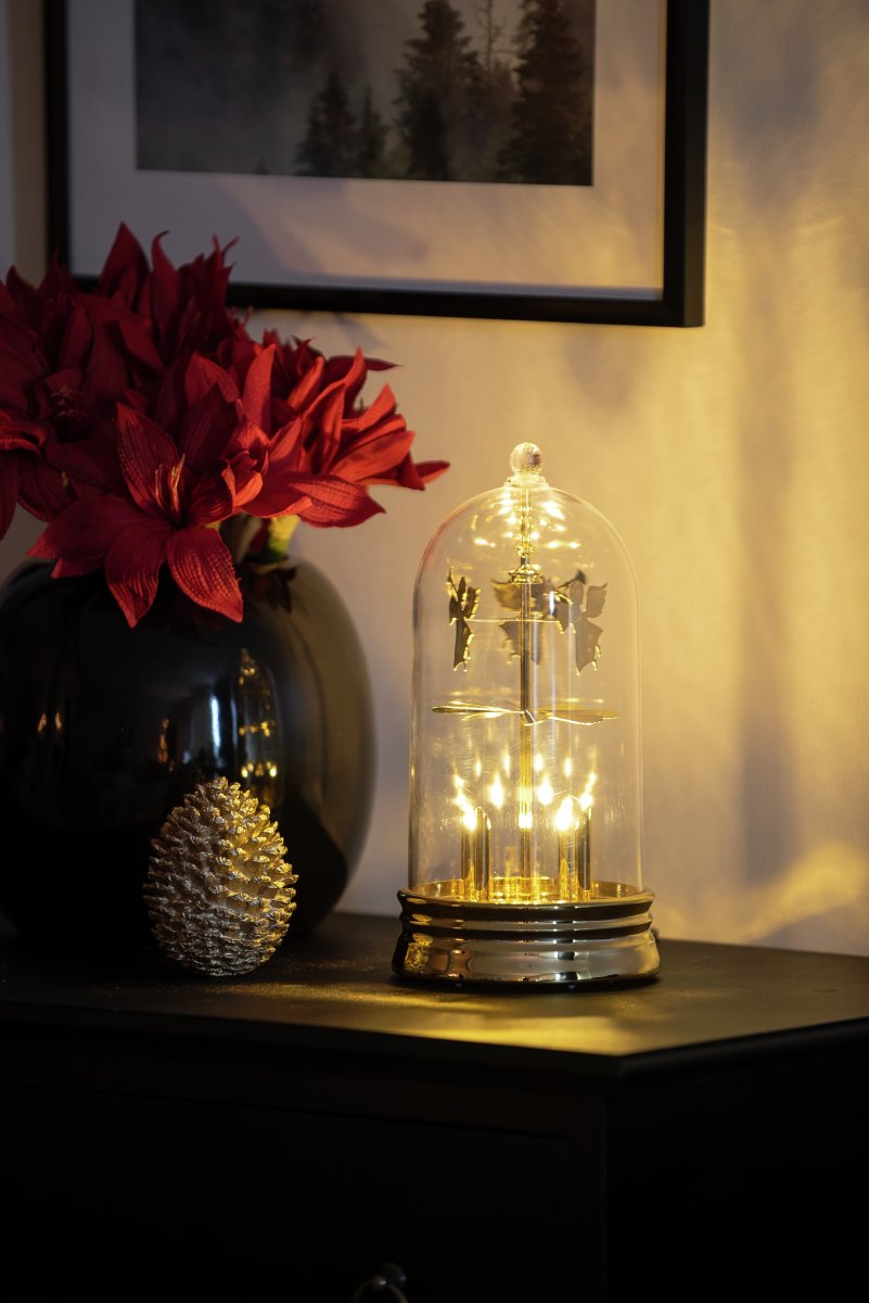 Lantaarn Met Engelenmolen Goud Van Konstsmide - Het is een aanrader om op een bureau in de hal of op een bijzettafel in de woonkamer te zetten en zo de kerstsfeer in huis te versterken.