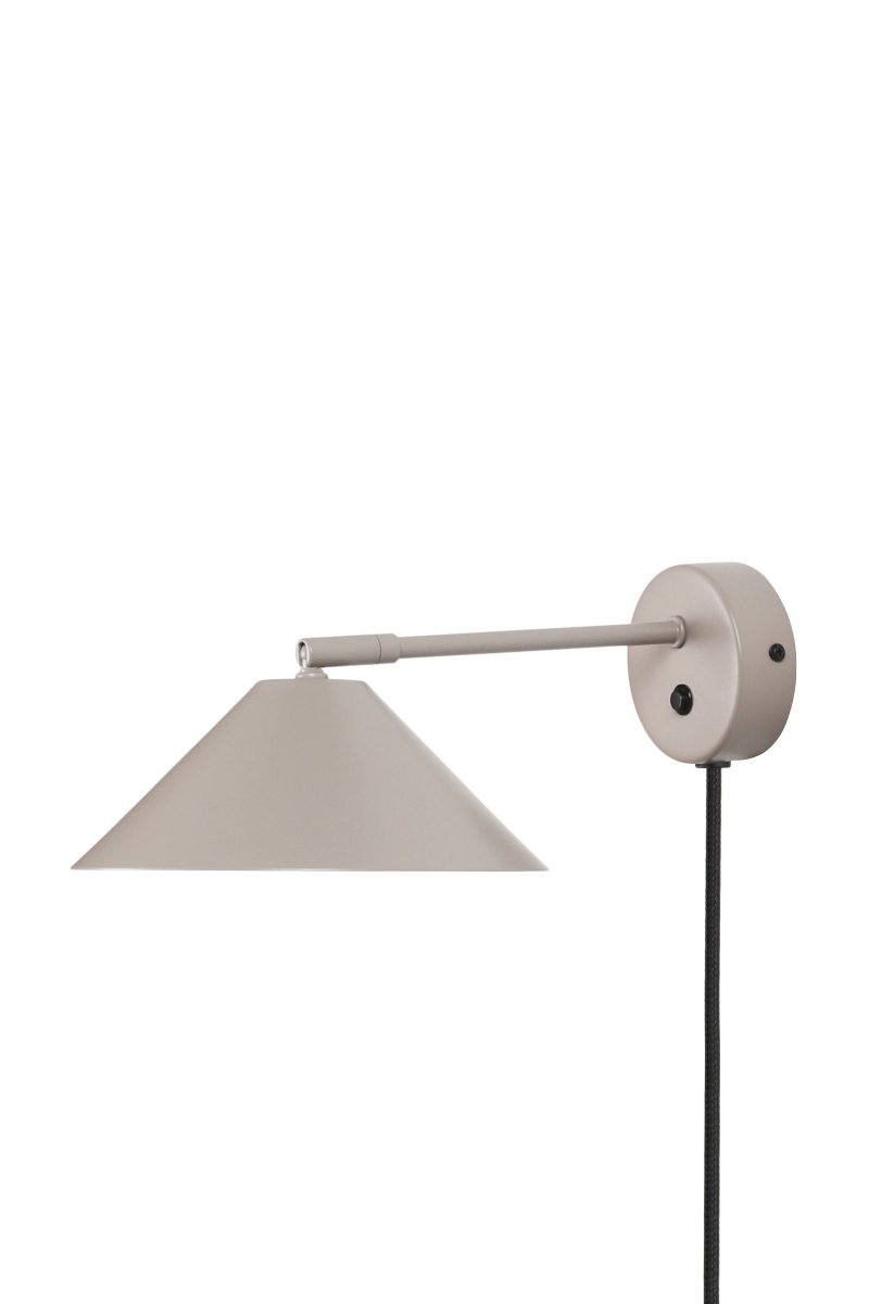 Cannes 30cm Beige leeslamp Van Globen Lighting - De lampenkap geeft een zacht en aangenaam licht naar beneden en is zowel in hoogte als zijwaarts kantelbaar.