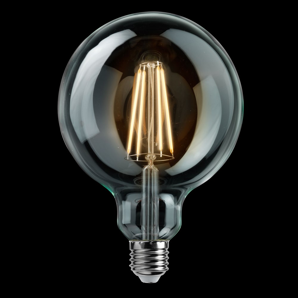 E27 7W 2200K 3-staps dimbaar Transparant Van Unison - De Globe 125mm heldere E27 lichtbron met een lichtopbrengst van 7W en een warm licht van 2200K is perfect voor het cre&euml;ren van een sfeervolle en comfortabele sfeer.