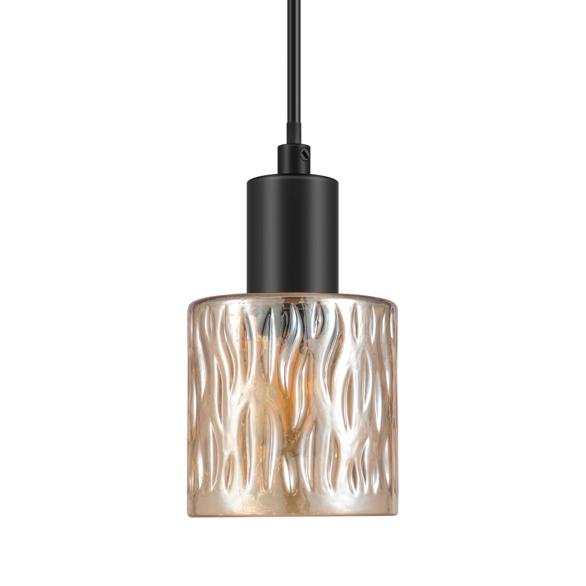 Julia Ø8 Amber raamlamp Van Oriva - Het amberkleurige glas verspreidt een warme en uitnodigende gloed die een sfeervolle sfeer in uw huis creëert.