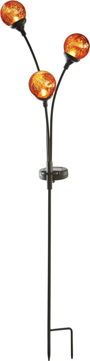 Trieste Amber solarlamp Van Star Trading - Elke bol heeft een geïntegreerde LED-lichtbron die een warme en stabiele gloed in de tuin verspreidt.