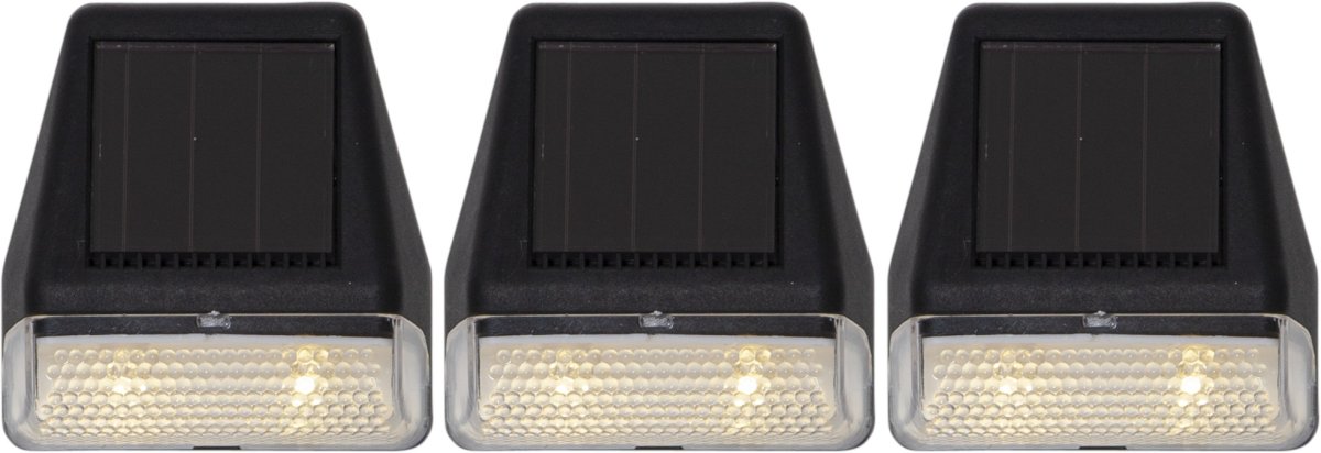 Mini 3-p Zwart solarlamp Van Star Trading - Dankzij het compacte ontwerp zijn ze gemakkelijk te plaatsen en laden ze eenvoudig op door de zon, waardoor ze automatisch aangaan als het donker wordt.