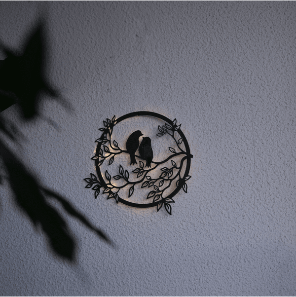 Love Birds Zwart solarlamp Van Star Trading - Zonne-energie decoratie voor wandmontage, gemaakt van metaal.