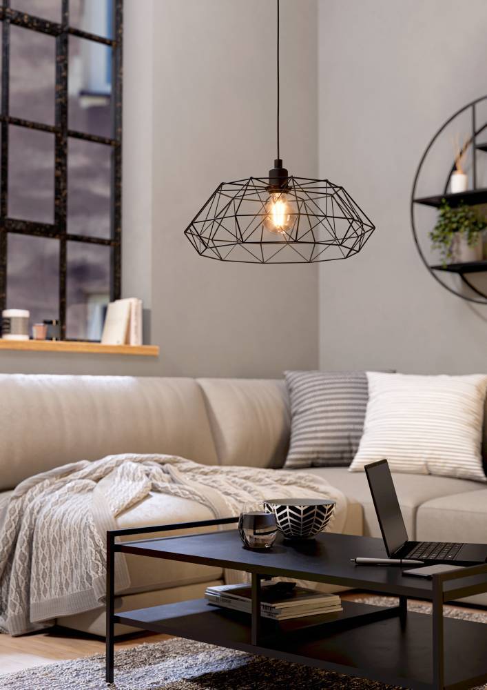 Carlton Ø45 Zwart hanglamp Van Eglo - Het stijlvolle en minimalistische design maakt de lamp een perfecte keuze voor iedereen die een trendy en functionele verlichtingsoplossing in huis wil.