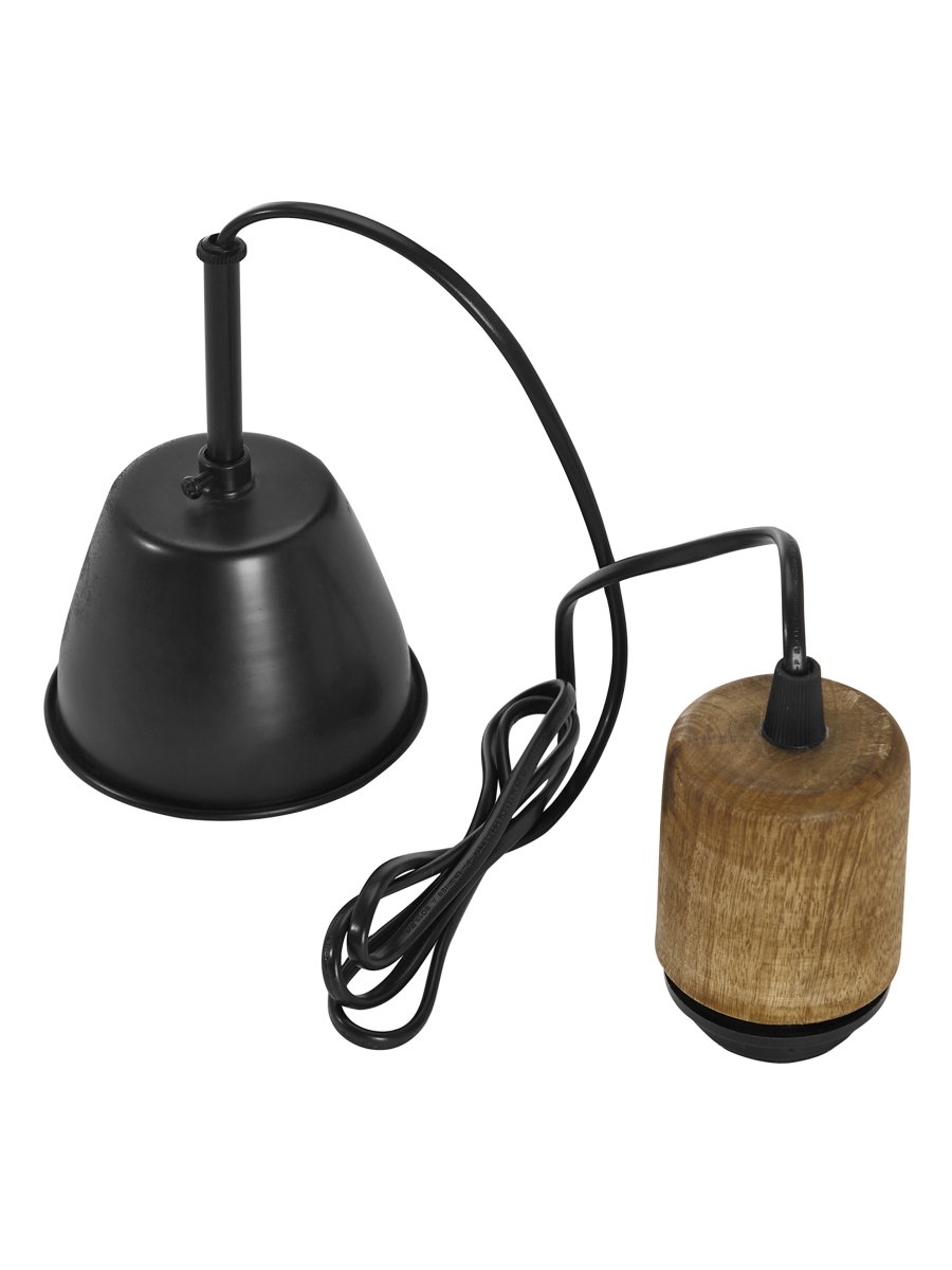 Estrid Ø40 Beige hanglamp Van PR Home - De lampenkap is bekleed met gestreept textiel en heeft een licht kegelvormige kap die aan de onderkant eindigt in een royale ruche.