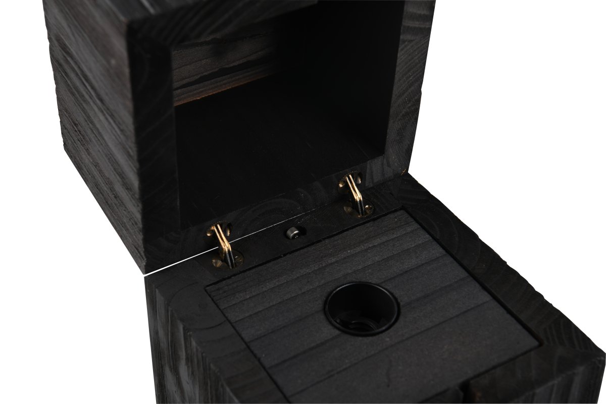 Treasure 16cm Zwart tafellamp Van Trio Lighting - Een deurschakelaar zorgt ervoor dat de lamp automatisch aangaat wanneer het deksel wordt geopend en blijft branden.