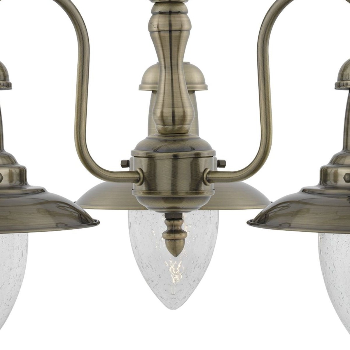 Fisherman Ø52 Antiek messing hanglamp Van Searchlight - De Fisherman hanglamp in antiek messing met drie lichtbronnen heeft stevige kappen die aan het centrale armatuur zijn bevestigd met elegante, gebogen armen.