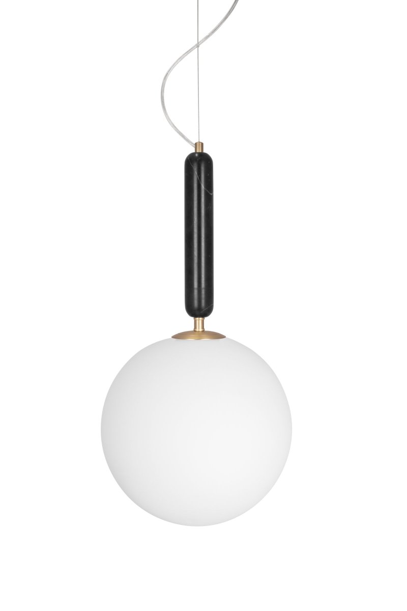 Torrano Ø30 Zwart marmer hanglamp Van Globen Lighting - Steen is een natuurlijk materiaal, de kleur en de tinten van het marmer variëren en creëren een uniek patroon voor elk stuk.