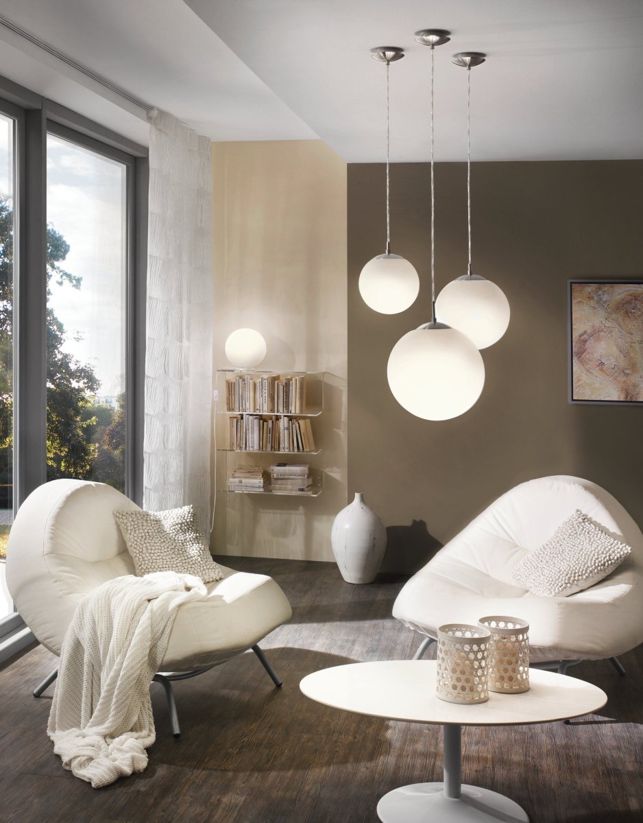 Rondo Ø30 Mat nikkel hanglamp Van Eglo - Rondo is een stijlvolle hanglamp met een tijdloos design die in veel verschillende omgevingen past.