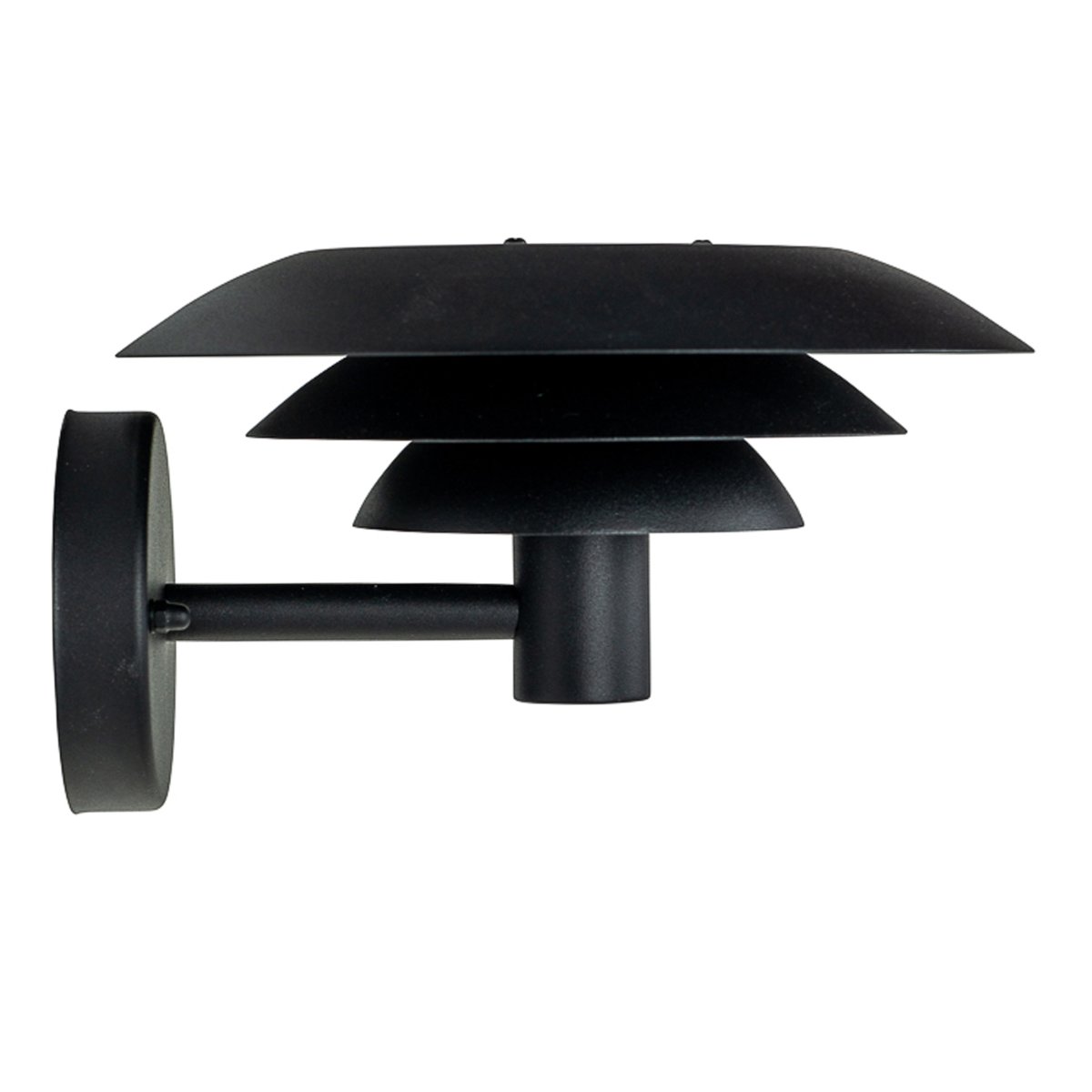 DL25 Zwart buitenlamp Van Dyberg Larsen - De DL25 gevellamp uit de DL-serie van Dyberg Larsen zorgt voor uitstekende verlichting rondom uw huis.