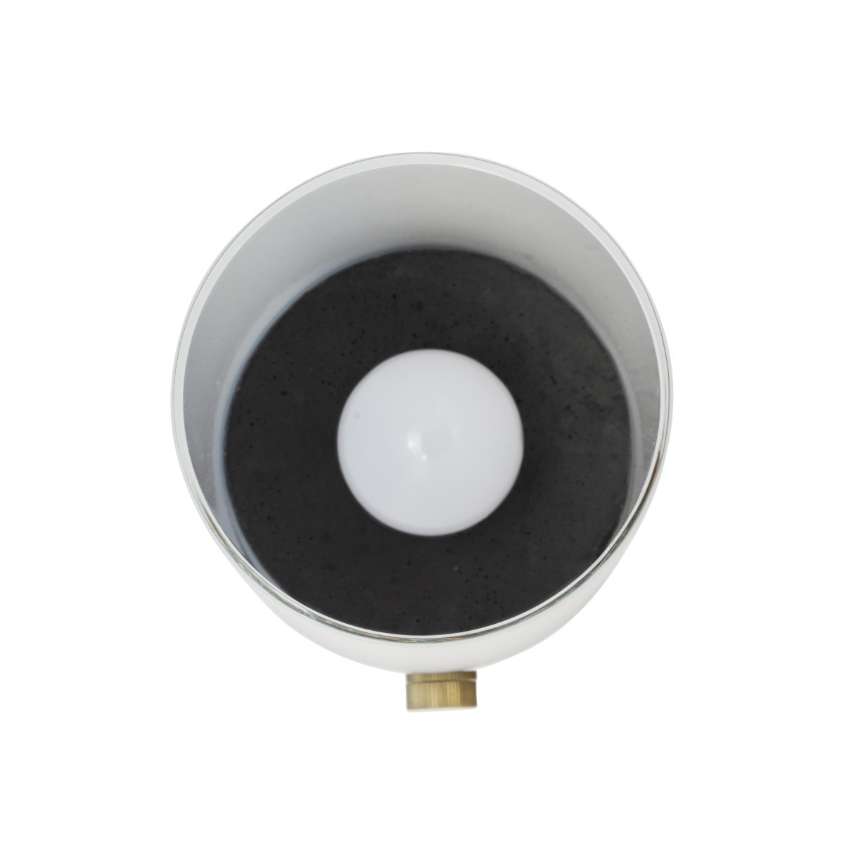 Cozy 20cm Grijs Draagbare Van Dyberg Larsen - Hij laadt eenvoudig op via USB-C en is compact genoeg om op uw bureau te plaatsen.
