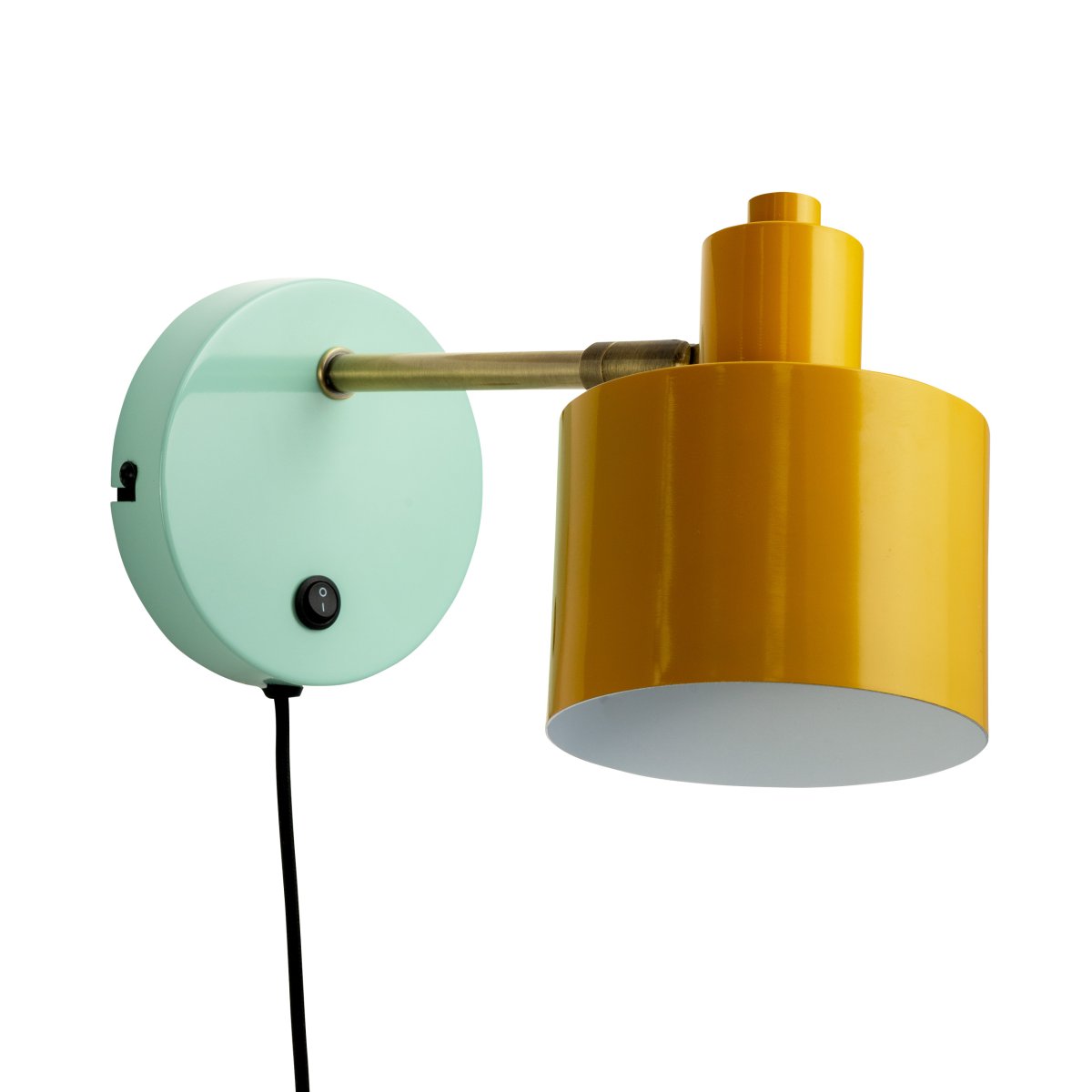 Ocean Veelkleurig leeslamp Van Dyberg Larsen - De Ocean wandlamp van Dyberg Larsen is een door de jaren 50 geïnspireerde lamp met een charmant retrodesign en een modern tintje.