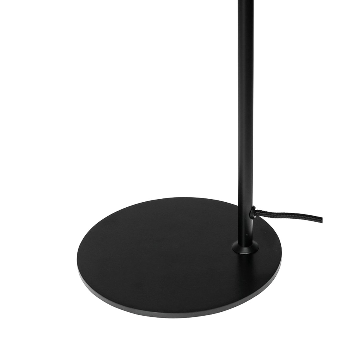 Skagen 50cm Zwart bureaulamp Van Dyberg Larsen - Laat Skagen een gericht en aangenaam licht verspreiden waar u het het meest nodig hebt en geef uw huis een tijdloze en verfijnde uitstraling met deze kwaliteitslamp!