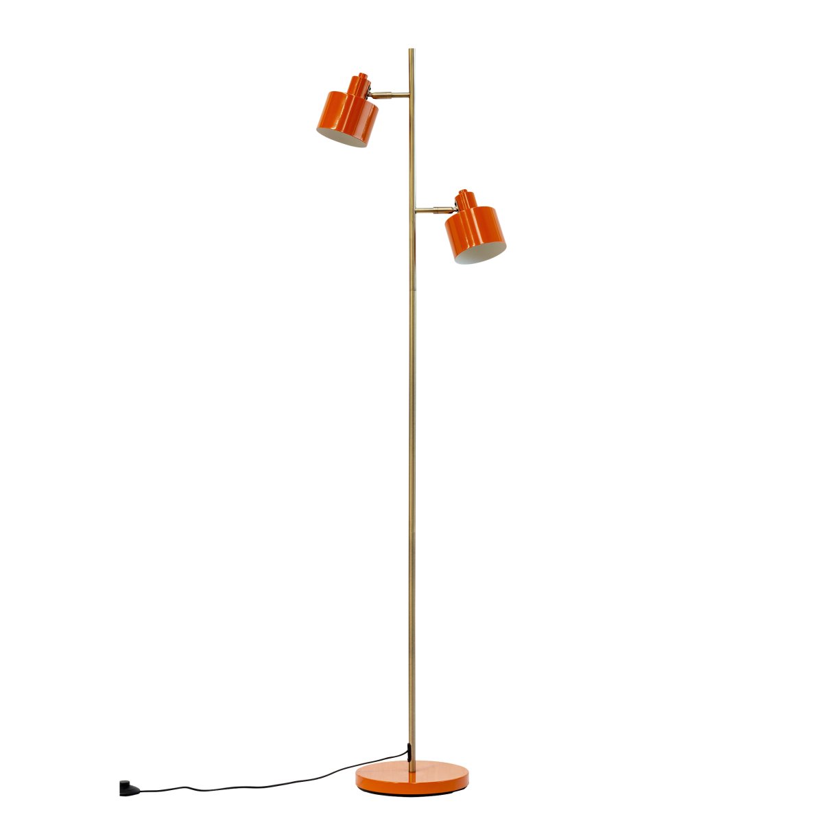Ocean Oranje vloerlamp Van Dyberg Larsen - De Ocean vloerlamp van Dyberg Larsen is een door de jaren 50 geïnspireerde lamp met een charmant retrodesign en een modern tintje.