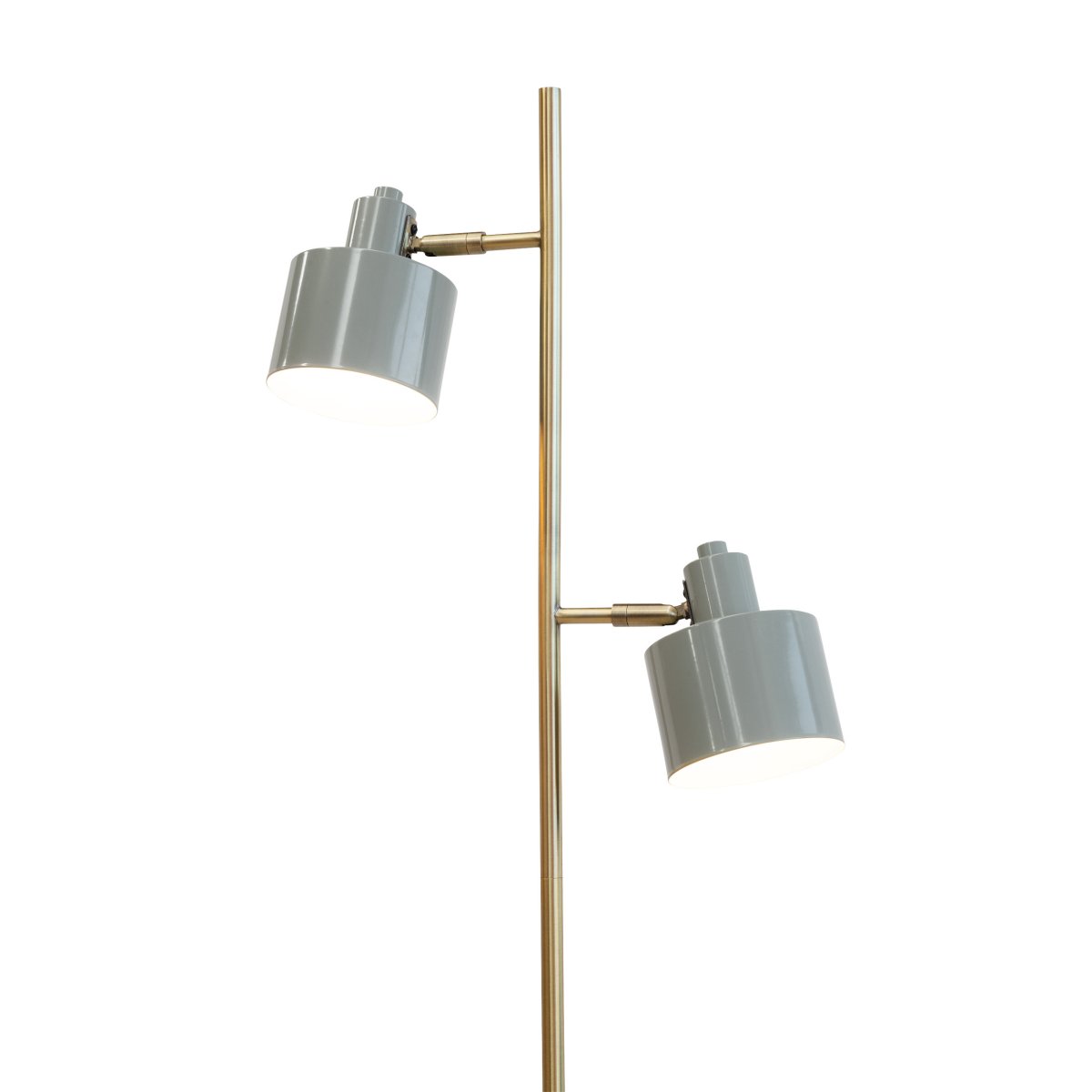 Ocean Olijf vloerlamp Van Dyberg Larsen - De Ocean vloerlamp van Dyberg Larsen is een door de jaren 50 geïnspireerde lamp met een charmant retrodesign en een modern tintje.