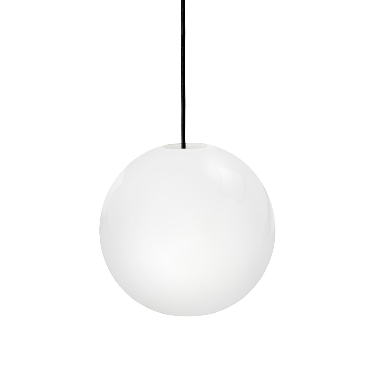 Cafè Ø25 Opaal hanglamp Van Dyberg Larsen - Hierdoor ontstaat er prachtig licht dat zowel boven een tafel, in een hoek, naast het bed of in een gezellig leeshoekje schijnt.