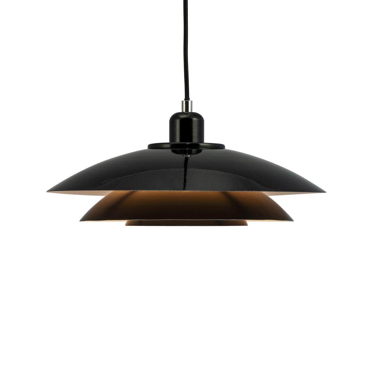 Kaje Ø40 Zwart hanglamp Van Dyberg Larsen - Het past in elk huis en zorgt voor een aangenaam en functioneel licht.