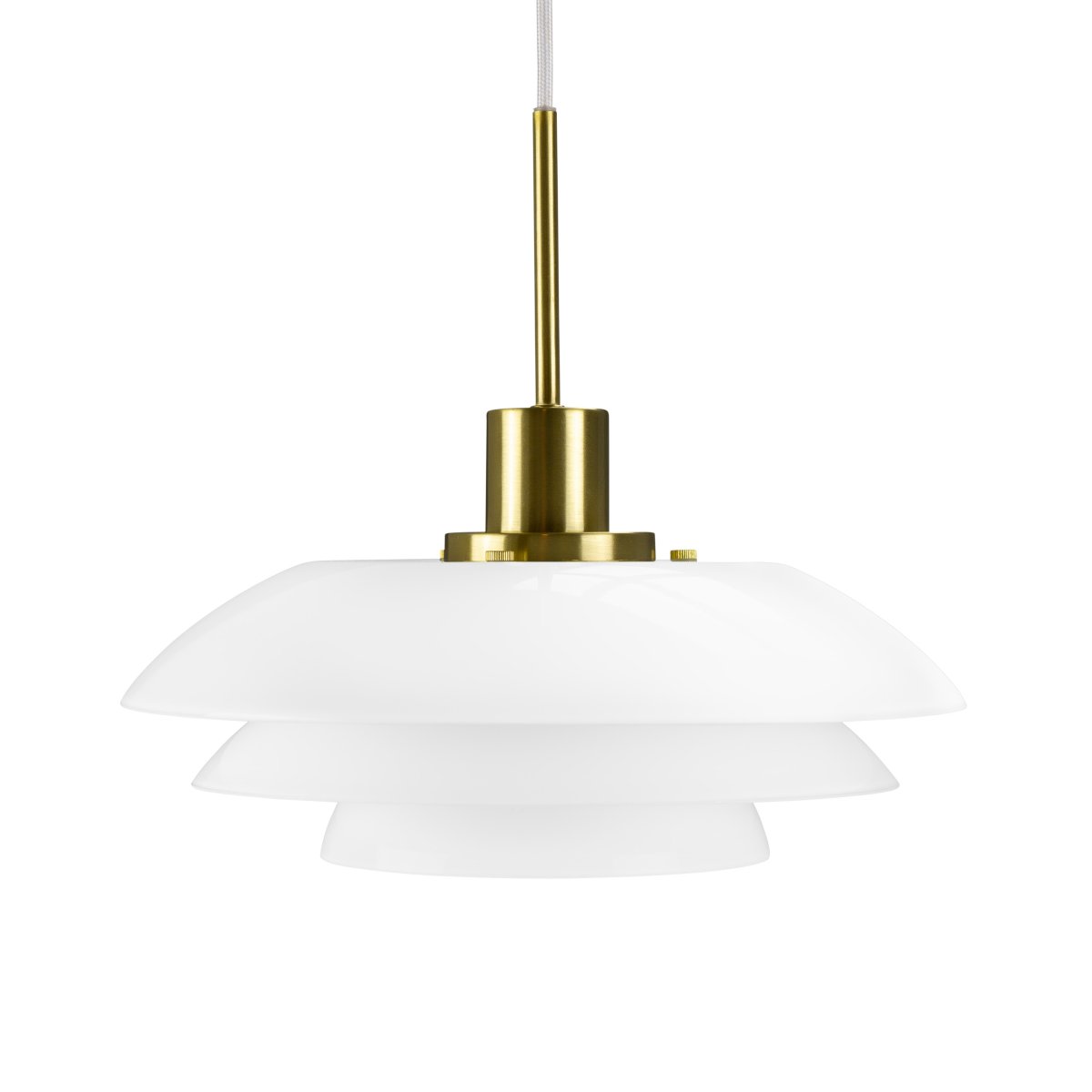 DL31 Ø31 Messing hanglamp Van Dyberg Larsen - De hanger wordt geleverd met een 3 meter lang wit textielsnoer en heeft een klassiek en modern design met mondgeblazen glas.