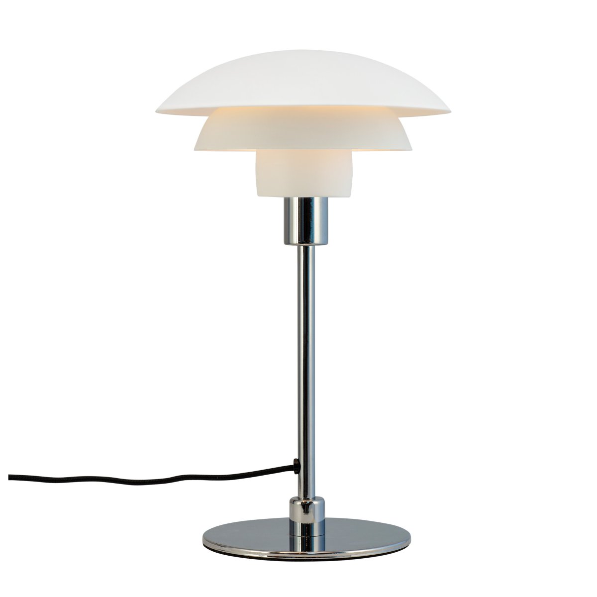 Morph 35cm Wit tafellamp Van Dyberg Larsen - De lamp wordt geleverd met een 1,6 meter lang stoffen snoer en heeft een aan/uit-schakelaar aan de bovenkant.