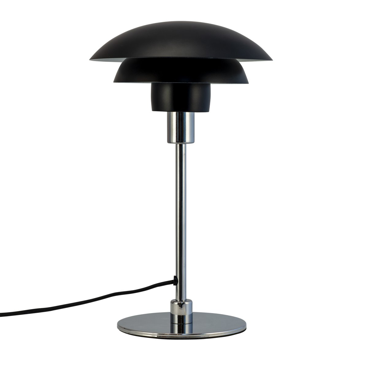 Morph 35cm Zwart tafellamp Van Dyberg Larsen - De lamp wordt geleverd met een 1,6 meter lang stoffen snoer en heeft een aan/uit-schakelaar aan de bovenkant.