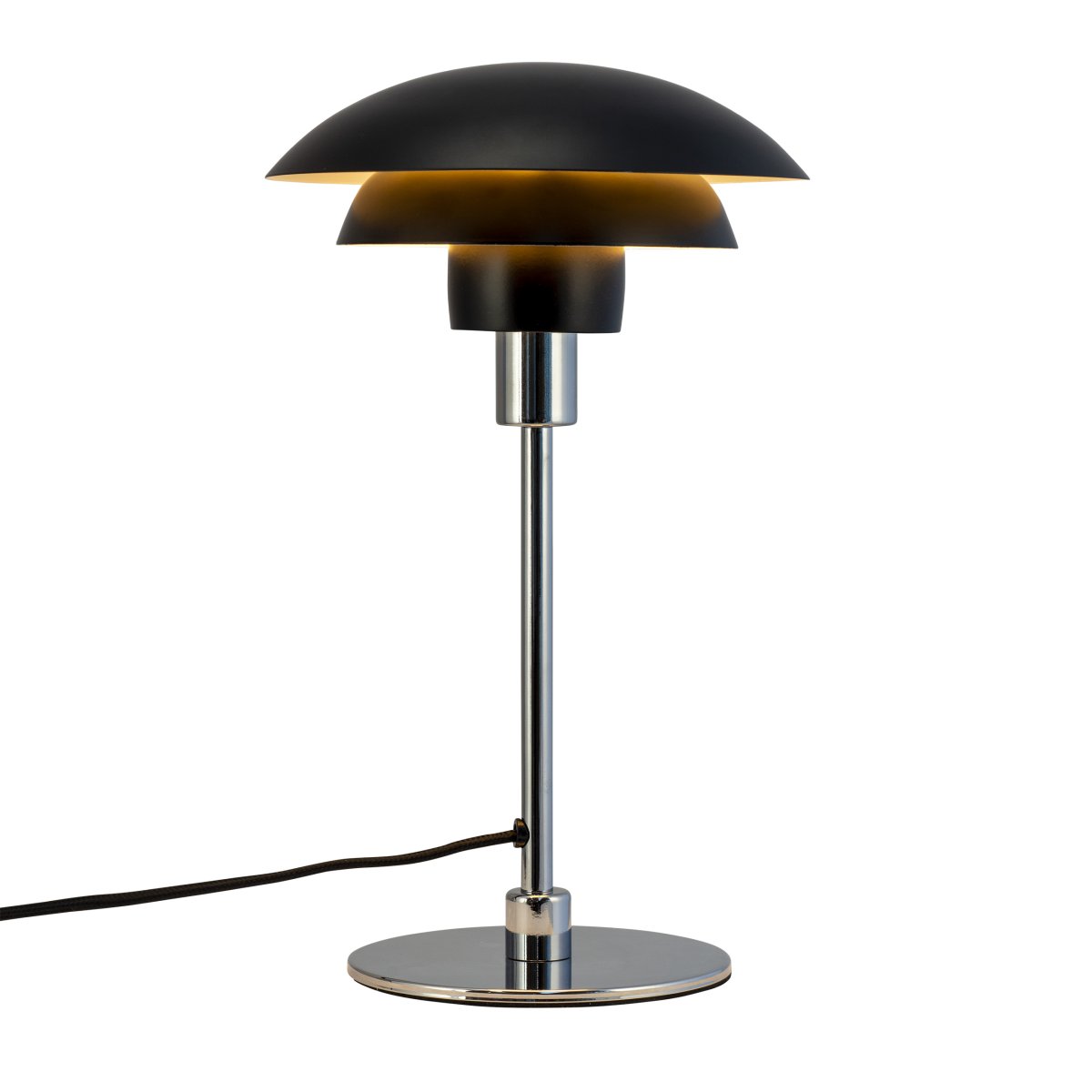 Morph 35cm Zwart tafellamp Van Dyberg Larsen - De lamp wordt geleverd met een 1,6 meter lang stoffen snoer en heeft een aan/uit-schakelaar aan de bovenkant.