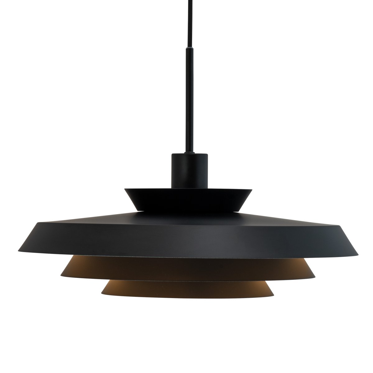 DL44 Ø44 Zwart hanglamp Van Dyberg Larsen - Upgrade uw verlichting boven de eettafel, in de keuken, hal of in welke kamer dan ook en geniet van Scandinavisch minimalisme en een warm, uitnodigend licht met de DL44 hanglamp.