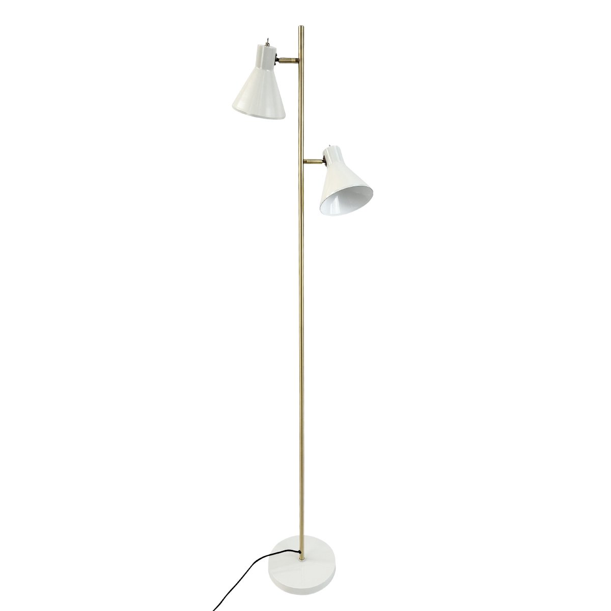 Sleep Glanzend wit vloerlamp Van Dyberg Larsen - De witte kleur geeft de lamp een moderne en strakke uitstraling die past bij verschillende interieurstijlen, terwijl de antieke messing details een elegante toets toevoegen.