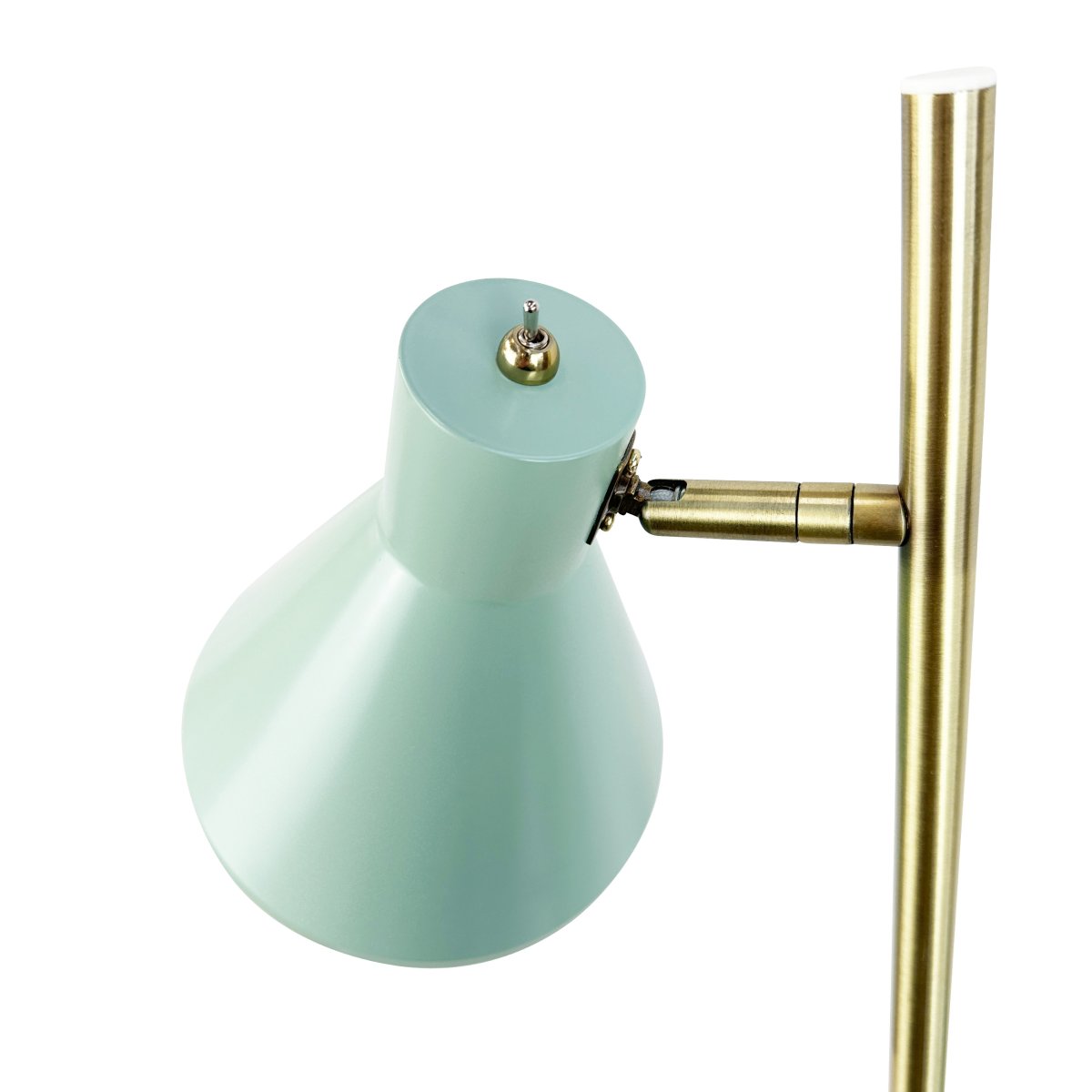 Sleep Glanzende munt vloerlamp Van Dyberg Larsen - De mintgroene kleur geeft de lamp een retro-look, terwijl de antieke messing details een elegante toets toevoegen.
