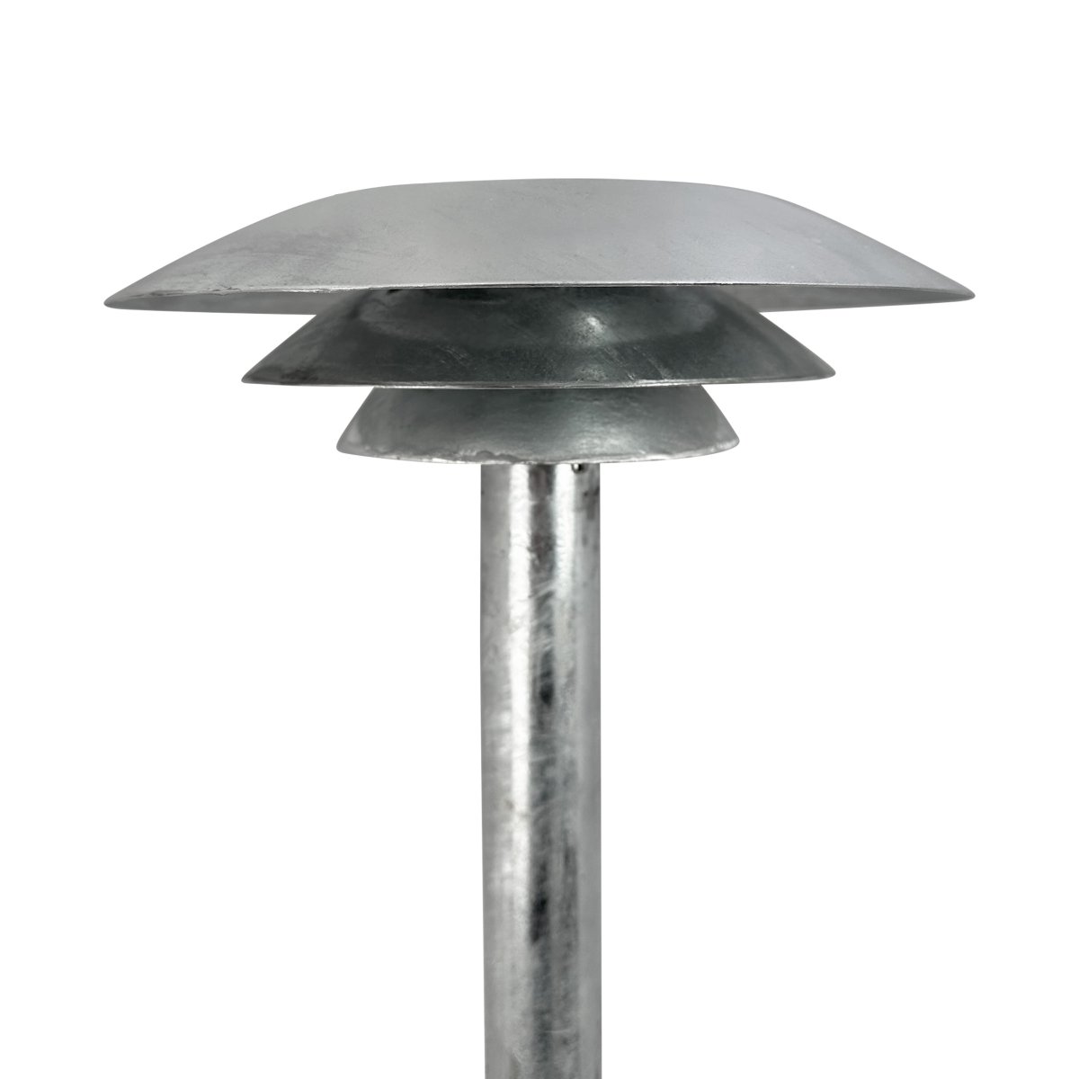DL25 Gegalvaniseerd lichtpaaltjes Van Dyberg Larsen - Dankzij de combinatie van functionaliteit en duurzaamheid is deze lamp bestand tegen buitenomstandigheden en biedt hij betrouwbaar licht.